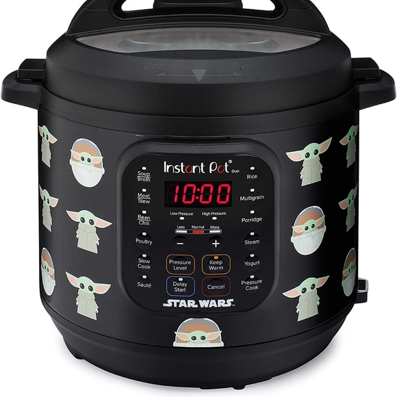 Baby Yoda Instant Pot Star Wars Duo - Picture 1 of 5